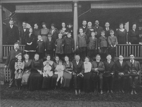 Bossler Family Reunion 1925
